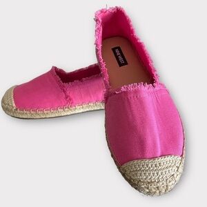 Fuchsia Canvas Espadrilles | Nine West Slip-On Flats | Size 5 | Cruise
